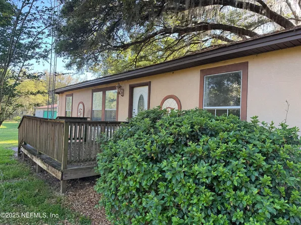 219 JANET Avenue, Interlachen, FL 32148