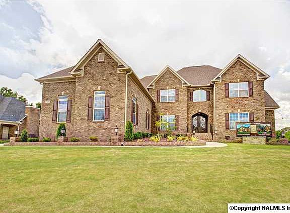2nd image of 110 Forest Bend Dr
