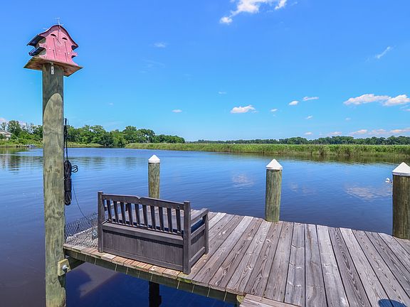 4th image of 2675 River Watch Dr