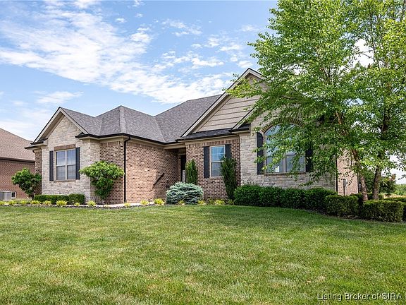 3rd image of 1735 Champions Pointe Pkwy