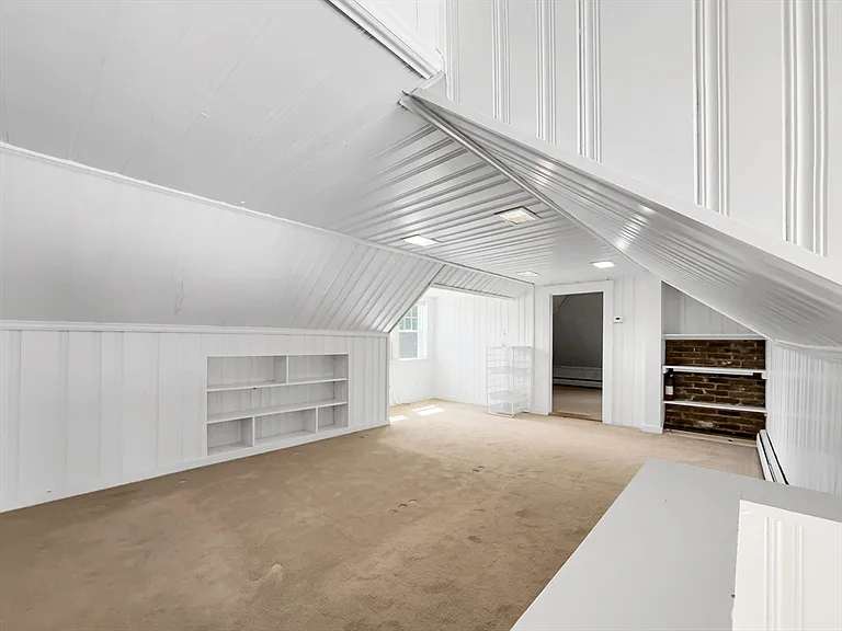 61 Moraine St #61 — Photo 20