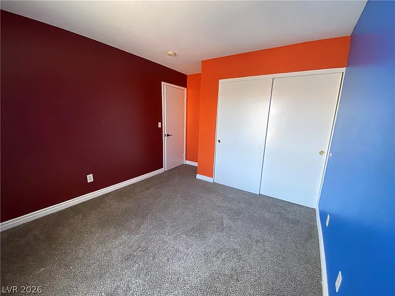 5402 Goldenseal Ct — Photo 9