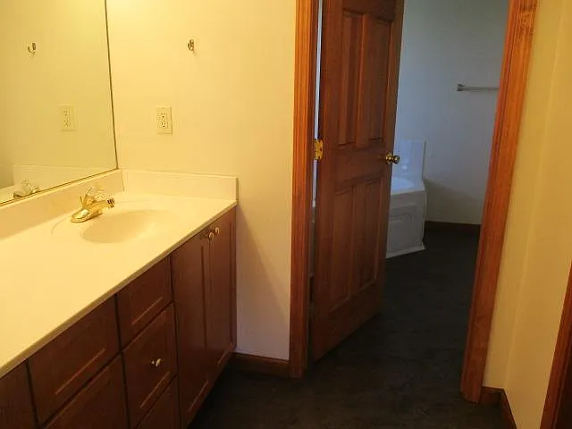 2414 Waterville Dr — Photo 6