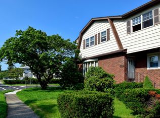 106 5th St, Saddle Brook, NJ 07663