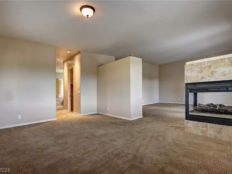 7560 Prancing Pony Ct — Photo 12