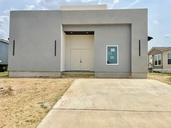 5141 Plasencia Ln, Laredo, TX 78046