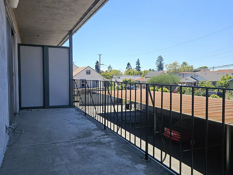 1064 E St #205 — Photo 5