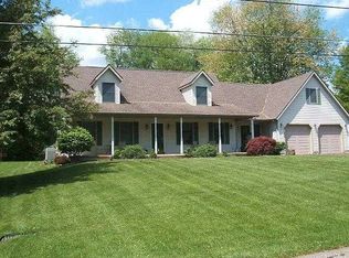 142 New Gran Dr, Granville, OH 43023