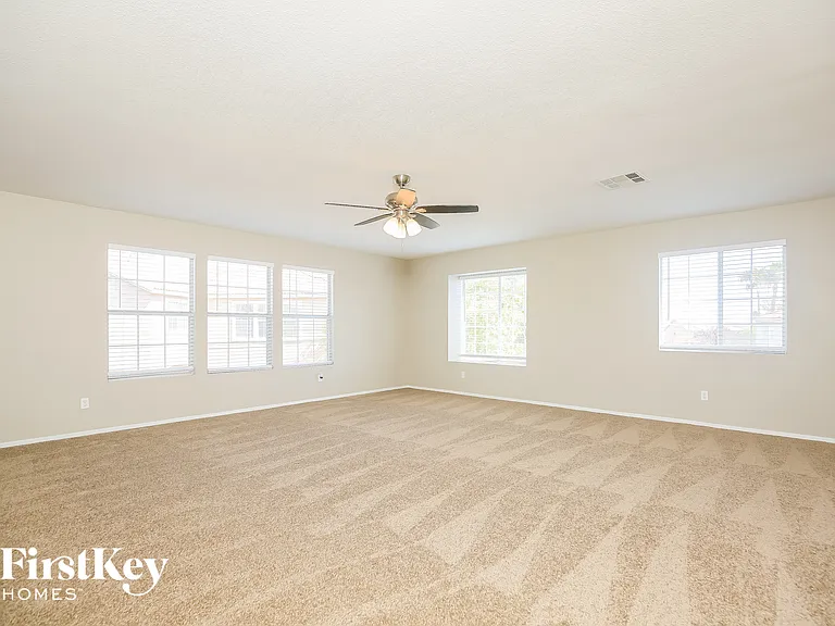 1605 Cider Ct — Photo 8