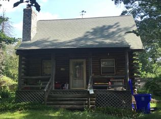 11 Grove Ave, Taunton, MA 02780