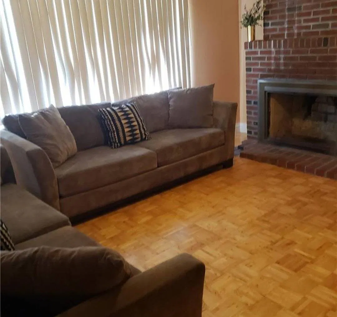 3 bed, 1.0 bath, 1232 sqft, $2,700 — Photo 4