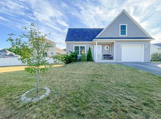 15 Stephanie Dr, Gorham, ME 04038