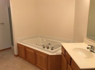 2735 Rushmore Rd, Hastings, MN 55033