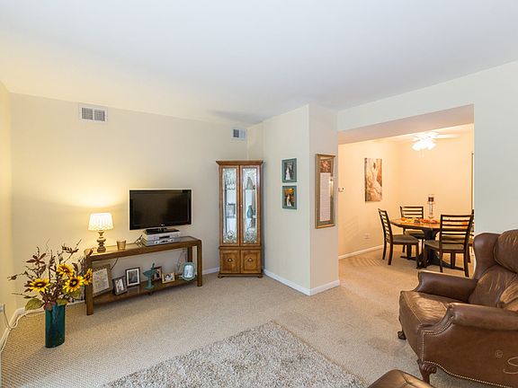 2nd image of 17514 Sandalwood Dr #304