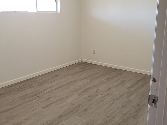 4th image of 12607 N 112th Ave