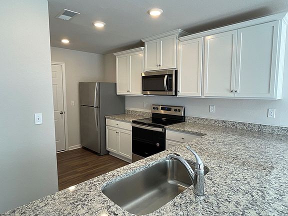 4th image of 9009 Creedmore Hills Dr