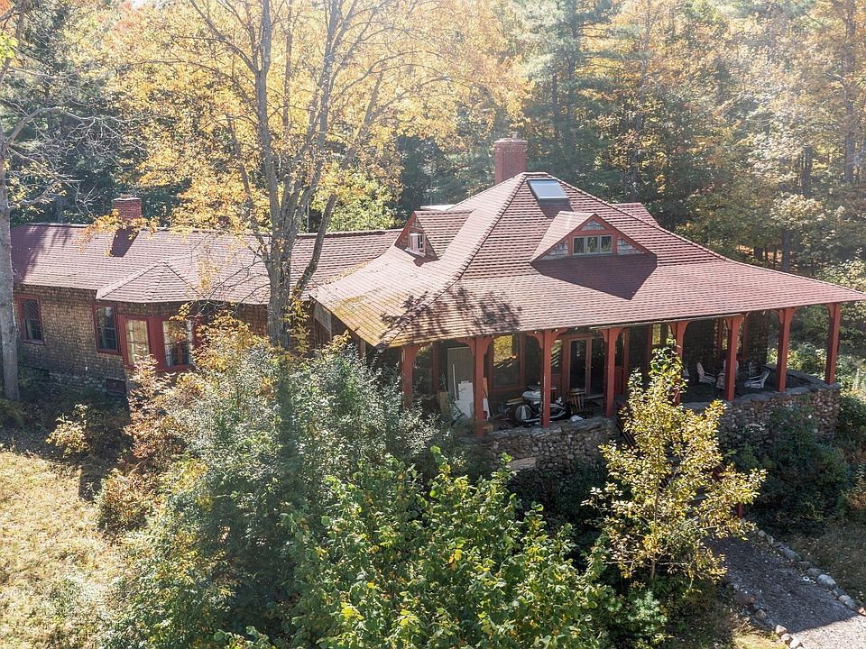 1st image of 25 Fairbank St