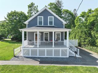 48 Garfield Ave, Bristol, RI 02809