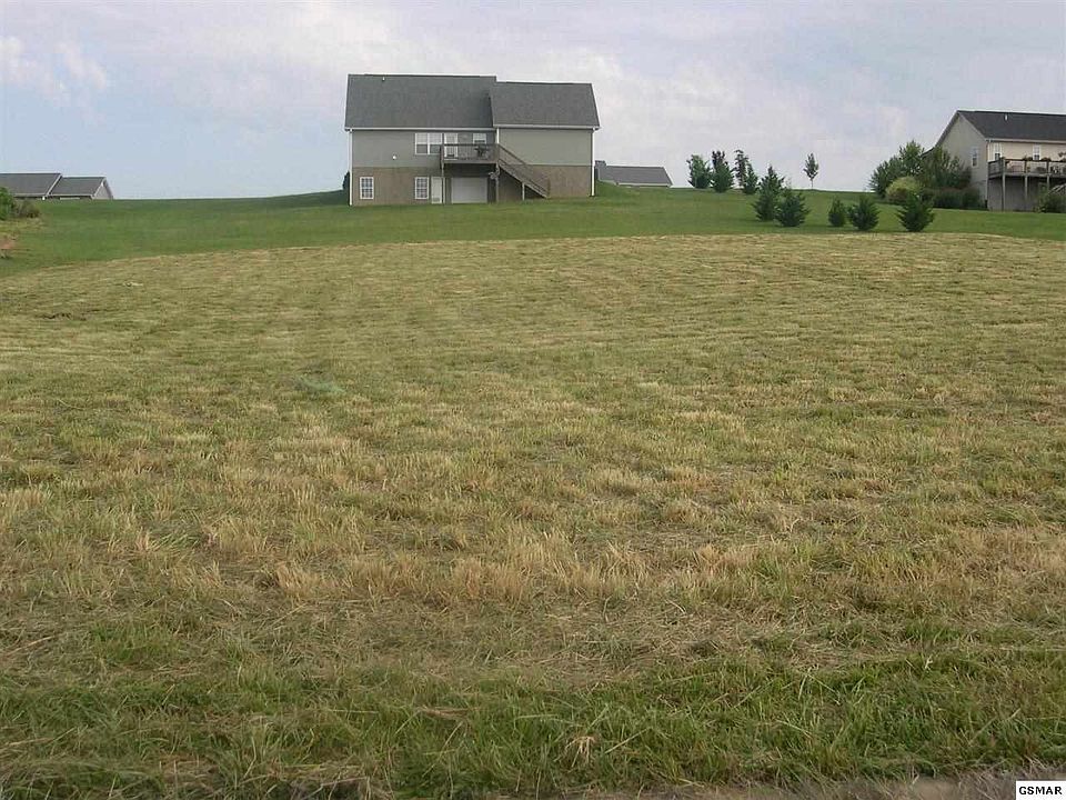 1st image of 14 Tuckahoe Vw