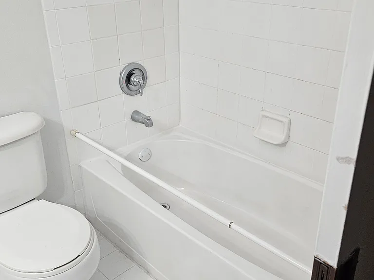 9934 NW 56th Pl — Photo 15