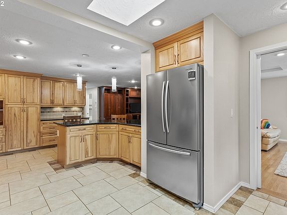 2nd image of 1701 SE 162nd Ave