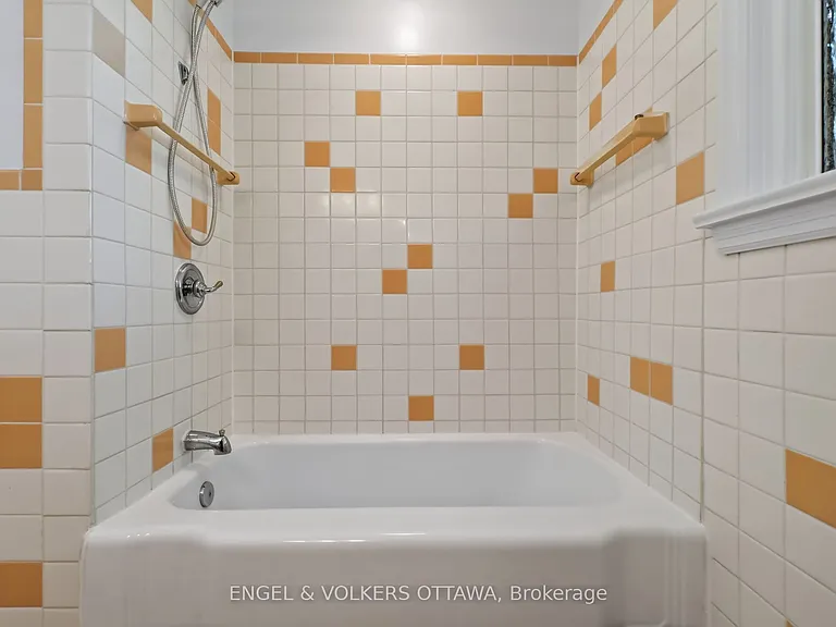 1171 Shillington Ave — Photo 23
