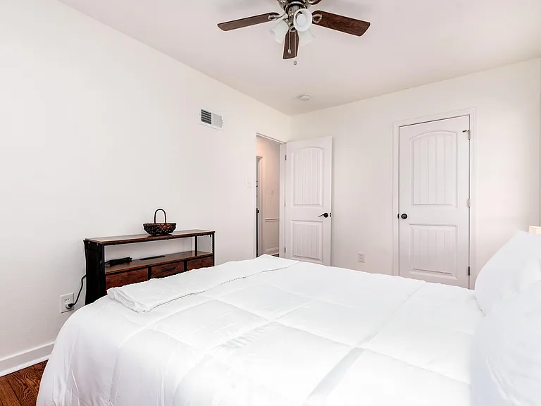 345 Aubuchon St — Photo 18