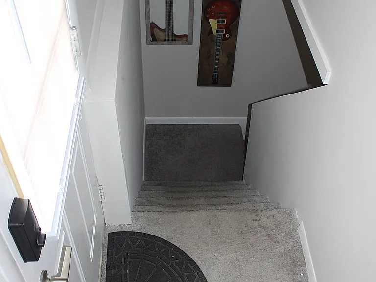 6703 Cathedral Ave #BASEMENT — Photo 33