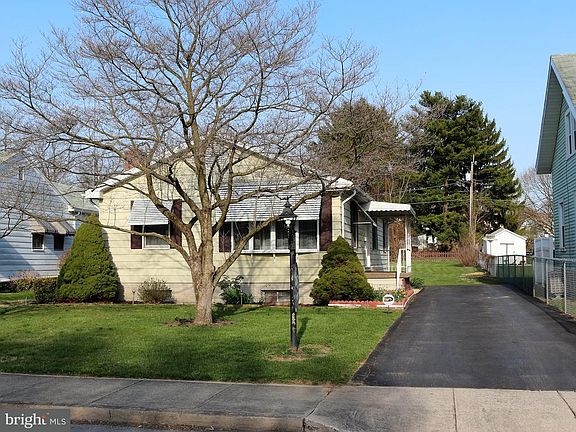 2nd image of 11221 Greenmount Ave