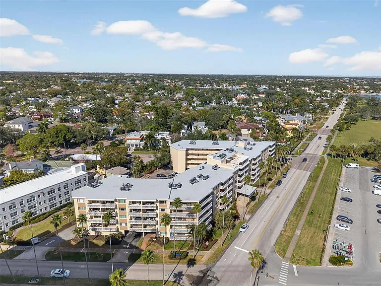 1200 N Shore Dr NE #201 — Photo 50