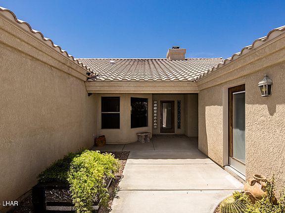 5th image of 4066 E Heights Blvd