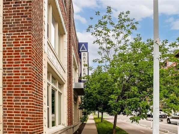 3001 Gillham Rd APT 205, Kansas City, MO 64108