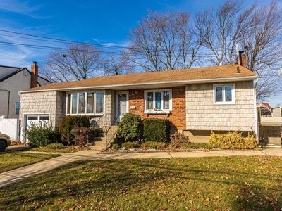 213 Birch Avenue, Farmingdale, NY, 11735