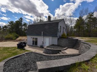 220 Davis Rd, Lyman, ME 04002