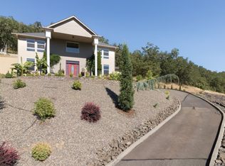 2787 NW Daysha Dr, Roseburg, OR 97471