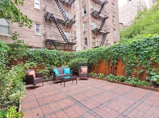 309 W 90th St #2, New York, NY 10024