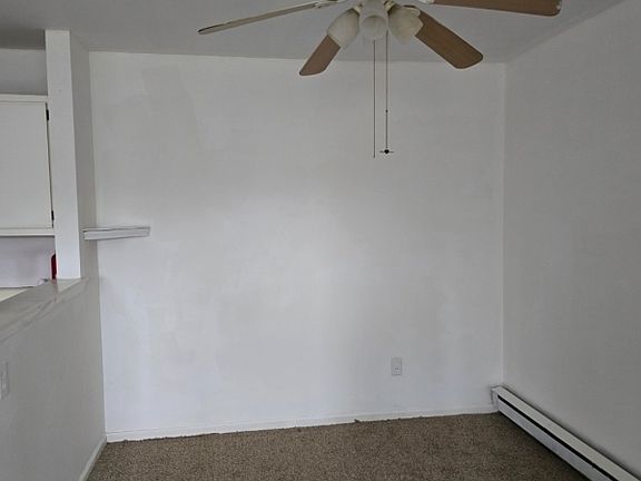 3rd image of 107 Chatfield Dr