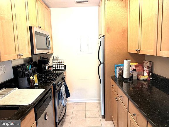 5th image of 1730 Arlington Blvd APT 506
