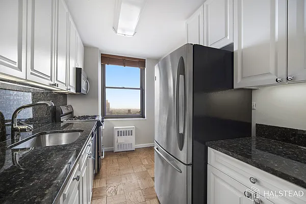 Rented by Halstead Real Estate | media 16