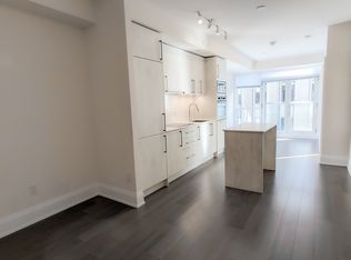88 Cumberland St #801, Toronto, ON