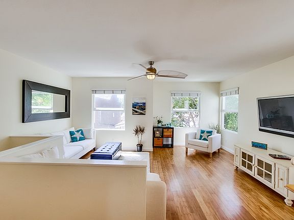 5th image of 722 Vanitie Ct