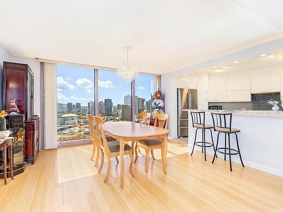 4th image of 425 South St APT 2701