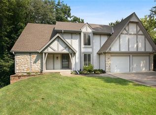4436 NW Wildwood Dr, Kansas City, MO 64116