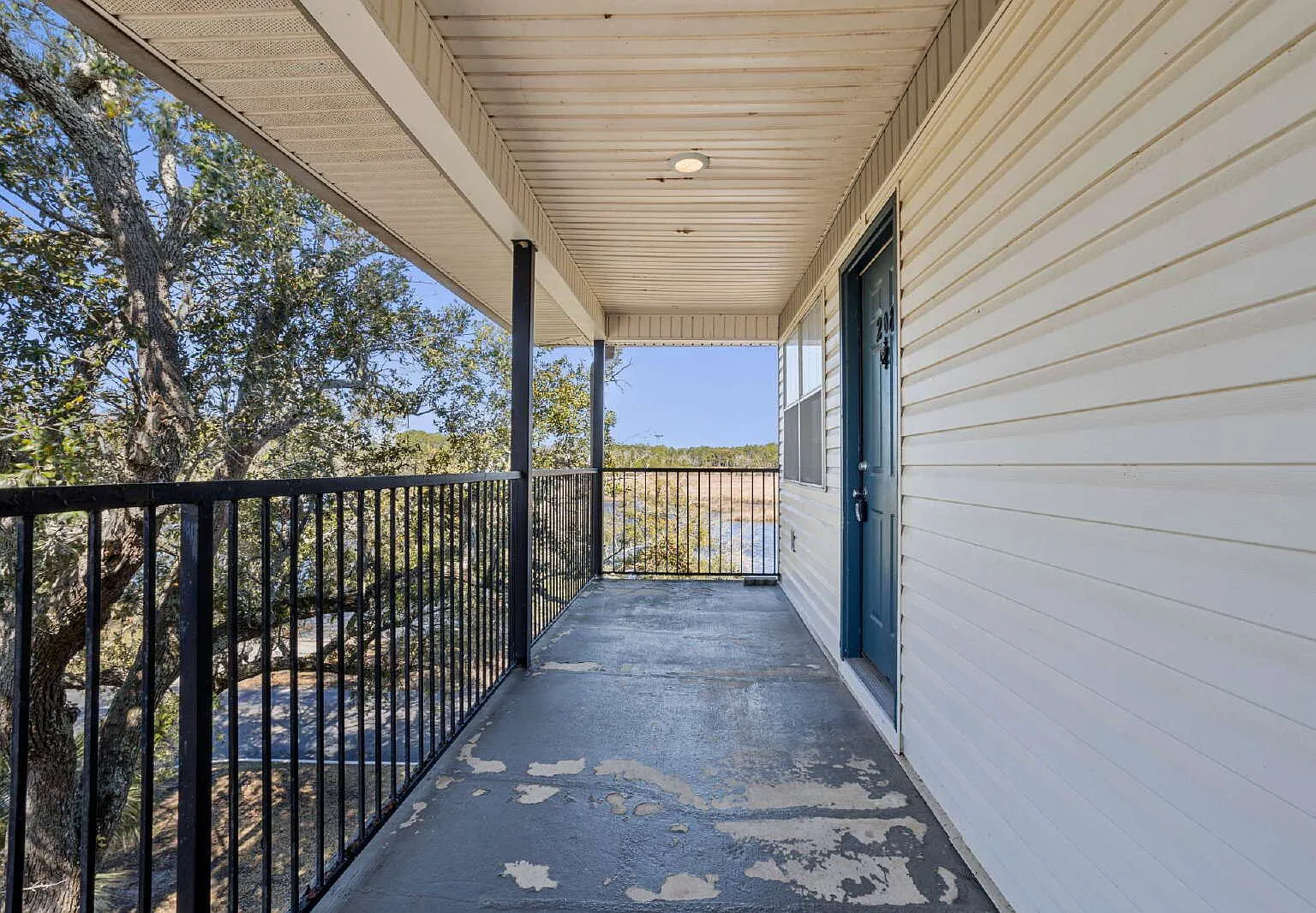 1 bed, 1.0 bath, 756 sqft, $1,500 — Photo 2