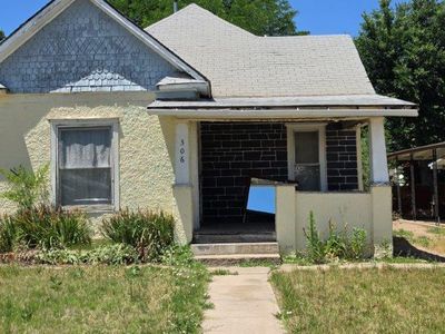 306 S 8th St, Lamar, CO, 81052