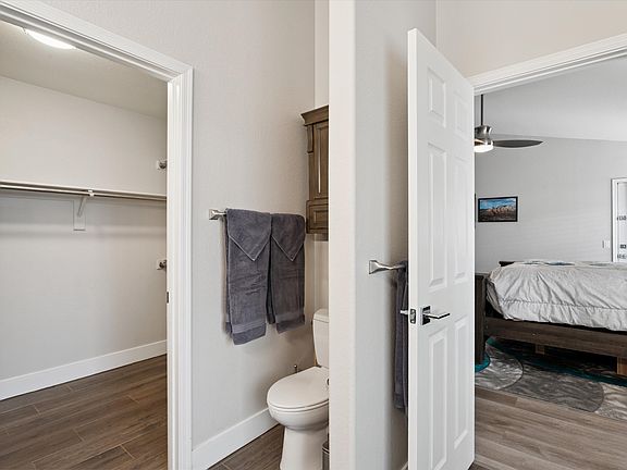 3rd image of 4637 E Fernwood Ct