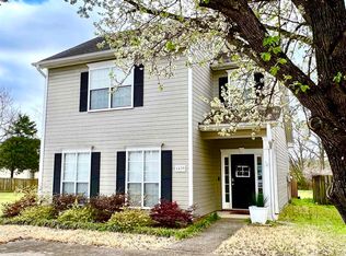 1439 Amberley Woods Cv, Helena, AL 35080