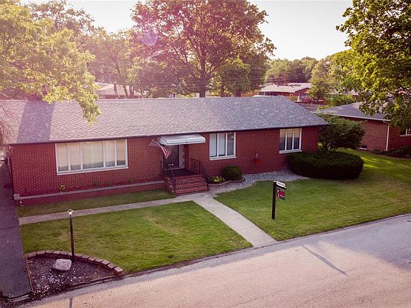 5th image of 716 Purvis Dr