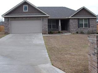 213 Clearview Dr, Enterprise, AL 36330