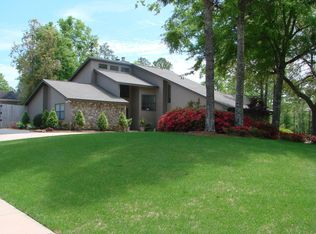 1601 Ridgeland Rd W, Mobile, AL 36695